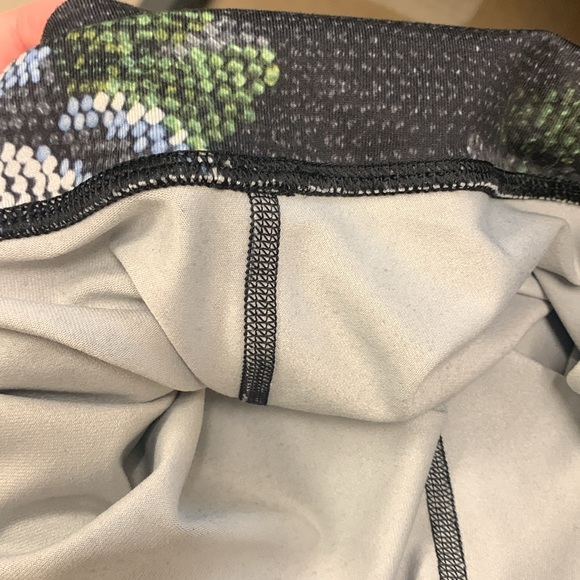 Lululemon high times 7/8 legging - Picture 12 of 13